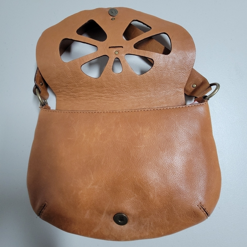 Michael Kors Vintage Studded Small Cognac Leather Saddle Shoulder Bag. - Picture 10 of 16